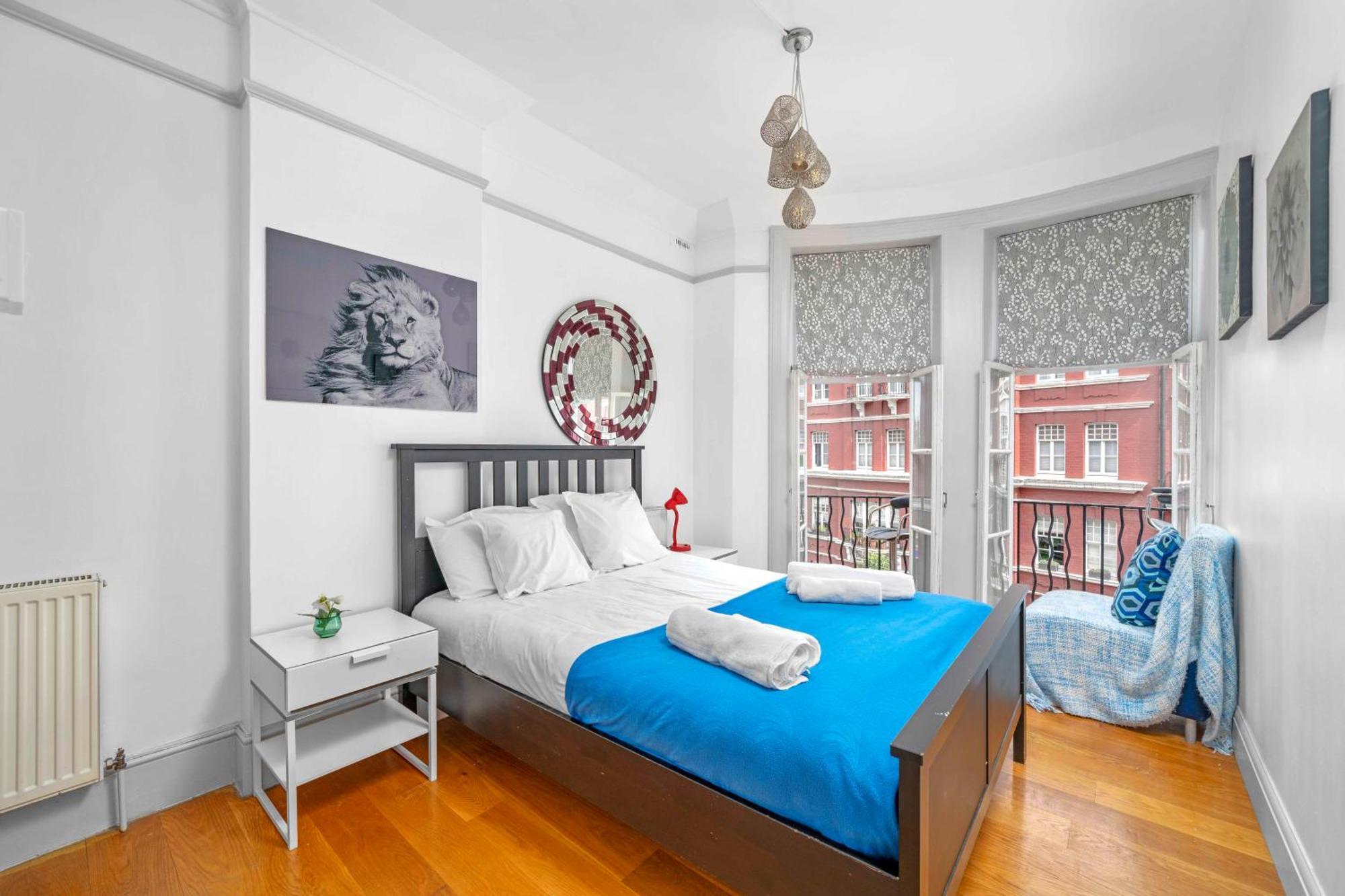 Brilliant 6 Bed Flat In Londres