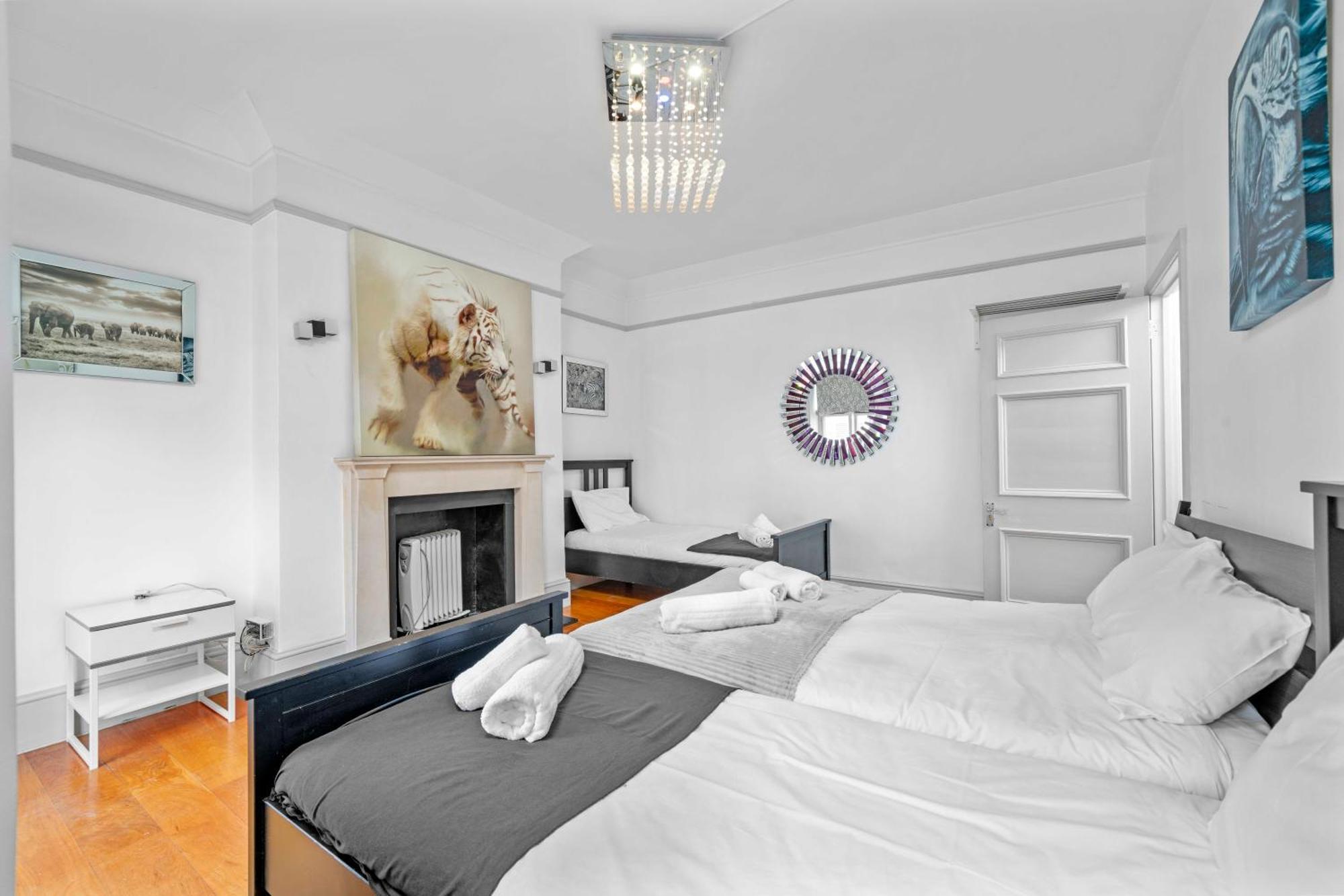 Brilliant 6 Bed Flat In Apartamento Londres